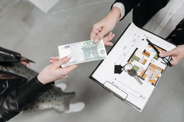 Investir dans l'immobilier commercial : avantages et inconvénients