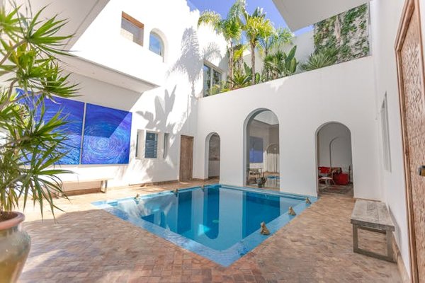 Comment entretenir une piscine intérieure