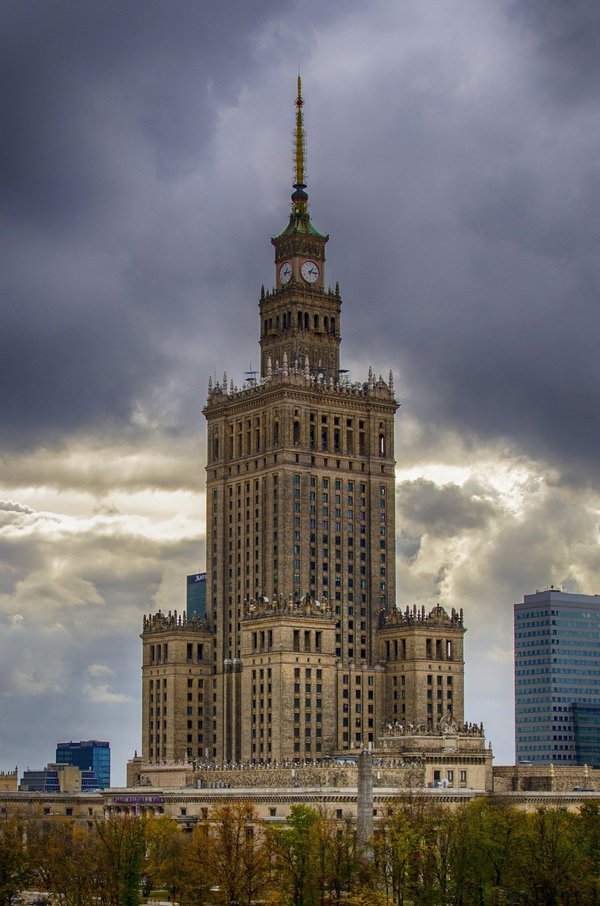 Zoom sur : la maison en bois dans la culture populaire